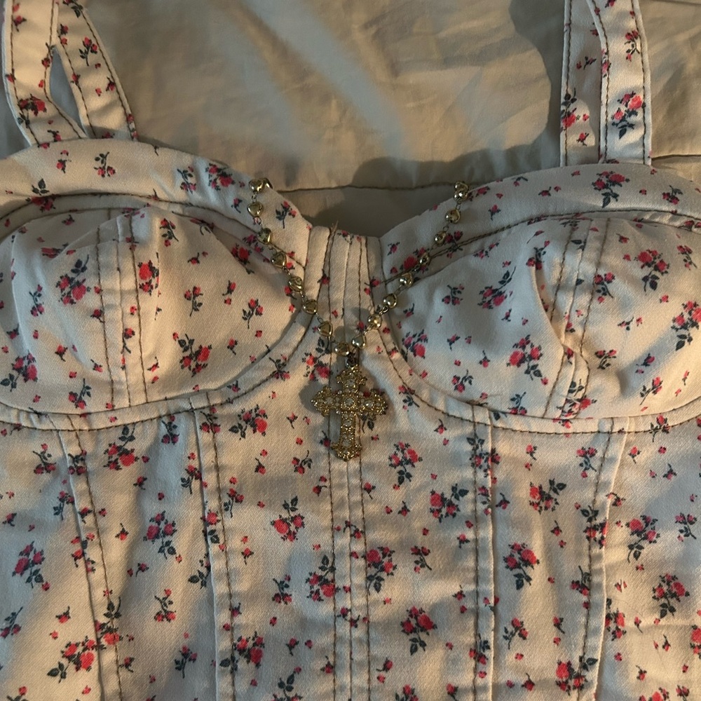 No Boundaries Floral Top